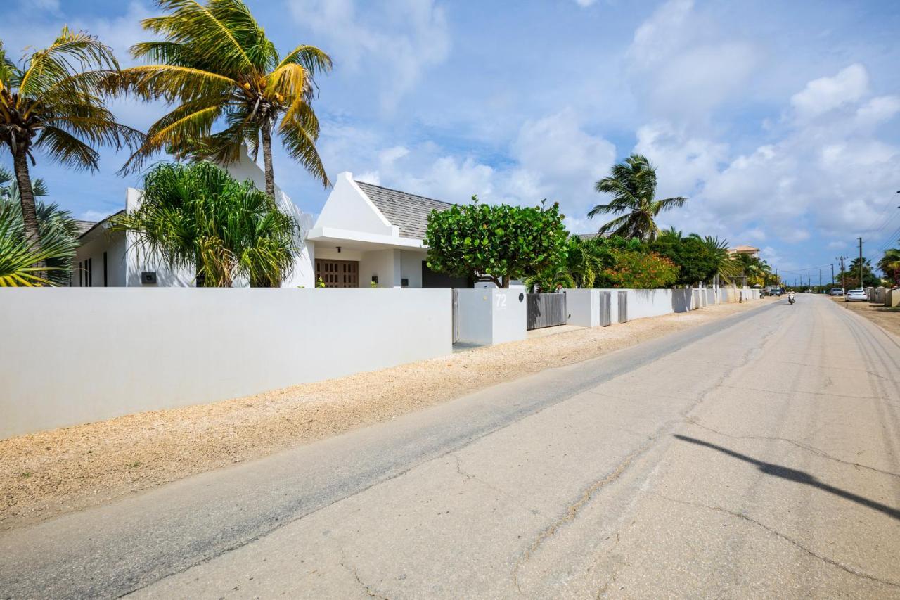 Oceanfront 72 & Sunny Villa Kralendijk Kültér fotó