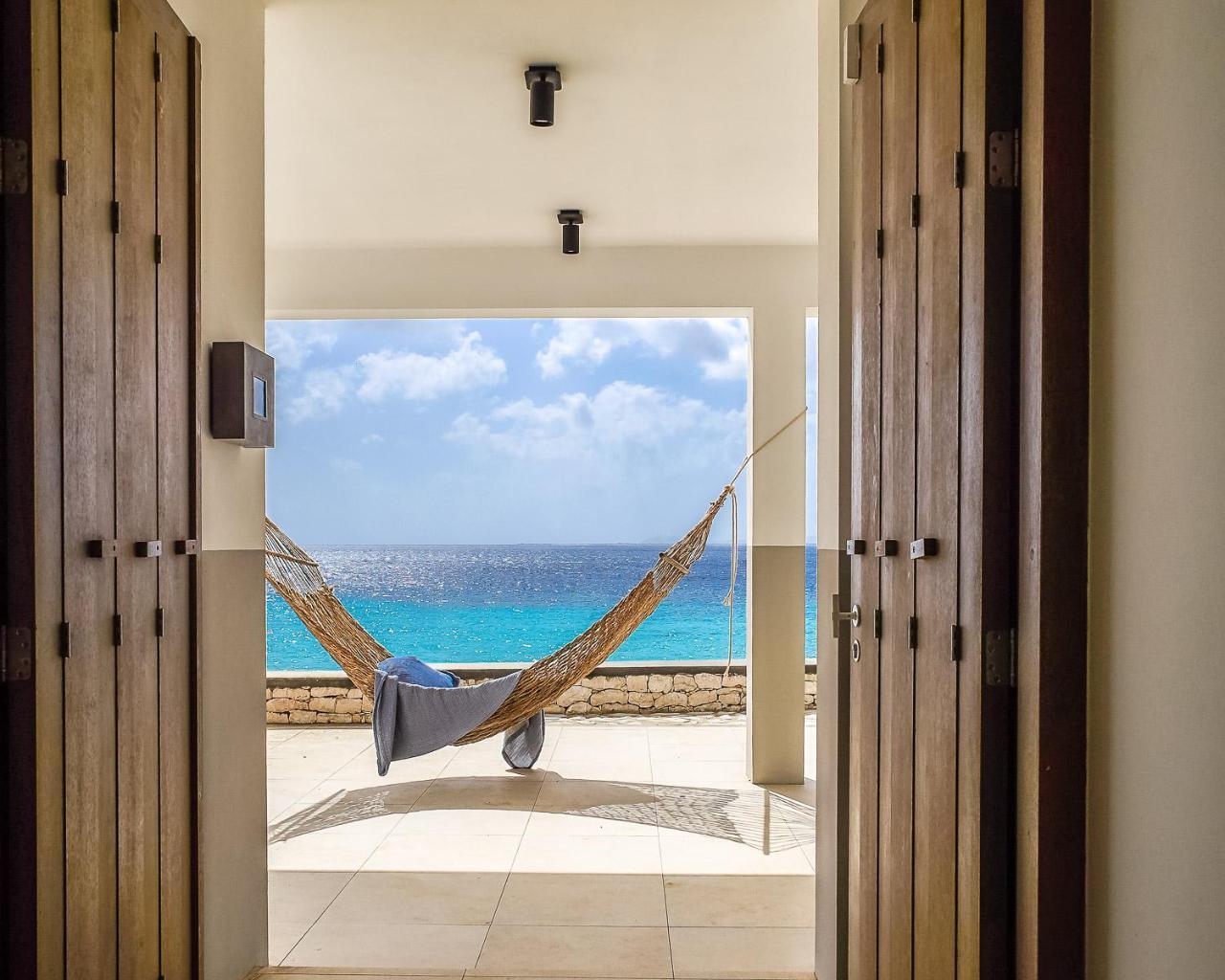 Oceanfront 72 & Sunny Villa Kralendijk Kültér fotó